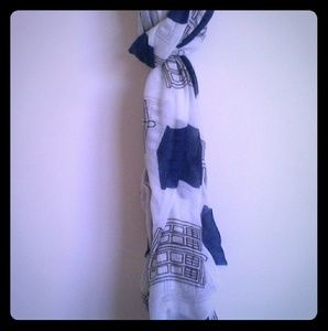 Blue & White Doctor Who TARDIS Scarf